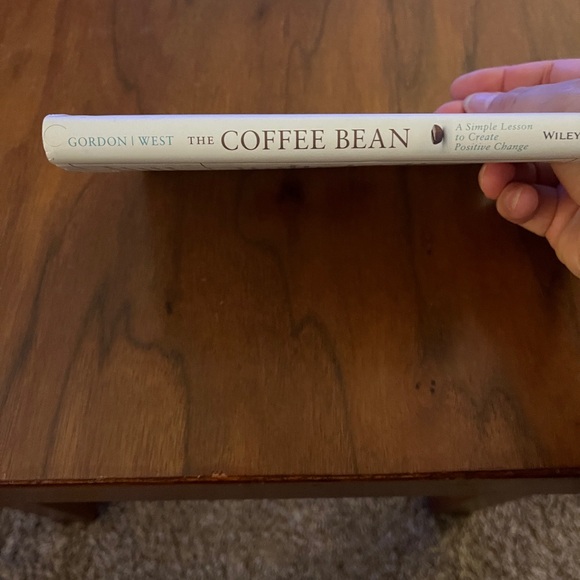 Book: “The Coffee Bean” by Jon Gordon - Picture 9 of 11